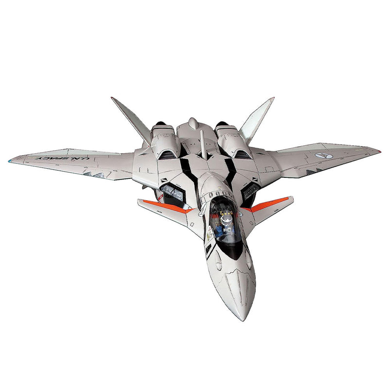 Hasegawa Macross Plus VF-11B Gundam Model