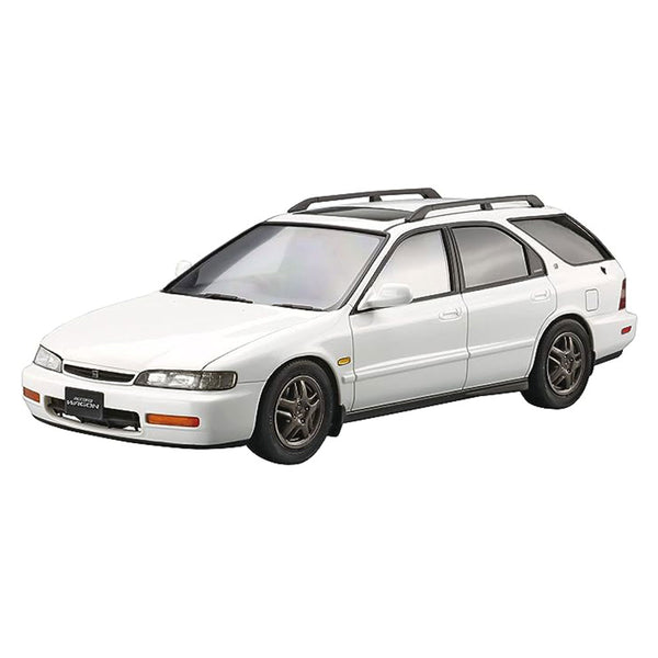 Aoshima Honda CF2 Accord Wagon Sir 1/24 Model